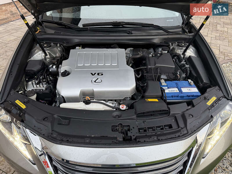 Седан Lexus ES 2017 в Львове фото 23 Седан Lexus ES 2017 в Львове