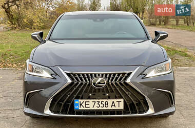 Седан Lexus ES 2022 в Каменском