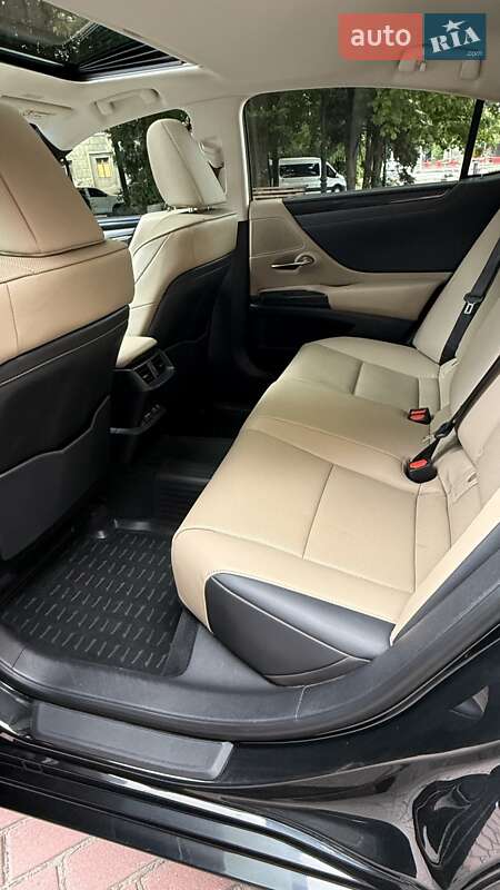 Седан Lexus ES 2019 в Запорожье фото 27 Седан Lexus ES 2019 в Запорожье