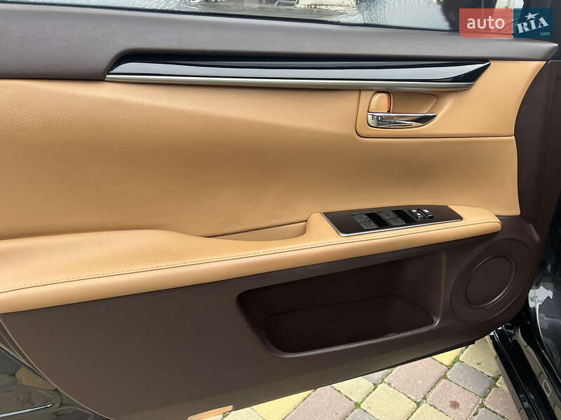 Седан Lexus ES 2017 в Дніпрі фото 14 Седан Lexus ES 2017 в Дніпрі