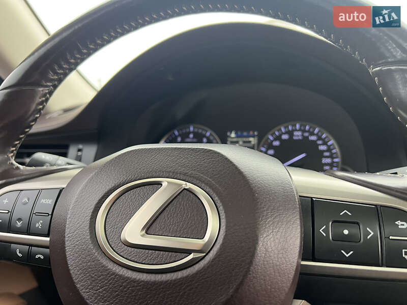Седан Lexus ES 2017 в Дніпрі фото 36 Седан Lexus ES 2017 в Дніпрі