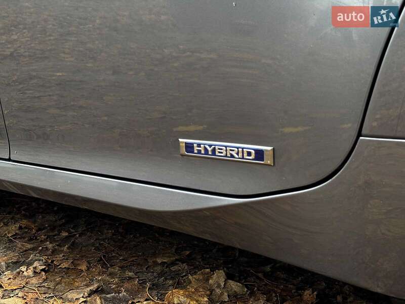 Седан Lexus ES 2014 в Киеве