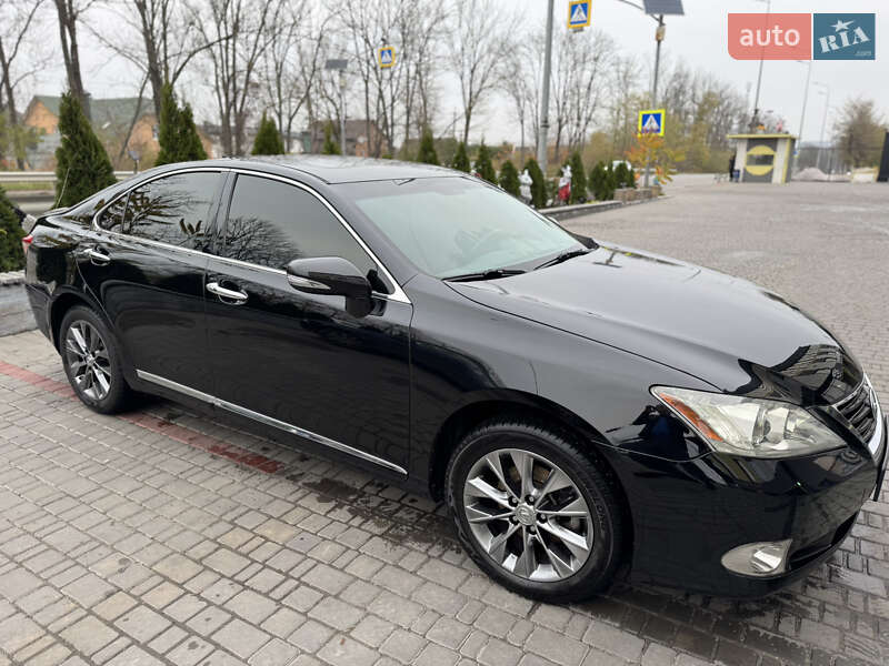 Седан Lexus ES 2011 в Вінниці