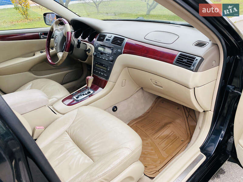 Седан Lexus ES 2003 в Харкові