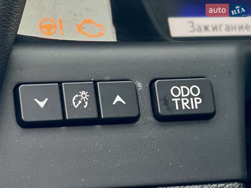 Седан Lexus ES 2020 в Киеве