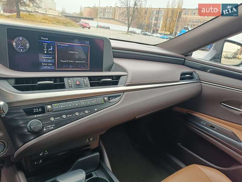 Седан Lexus ES 2018 в Києві