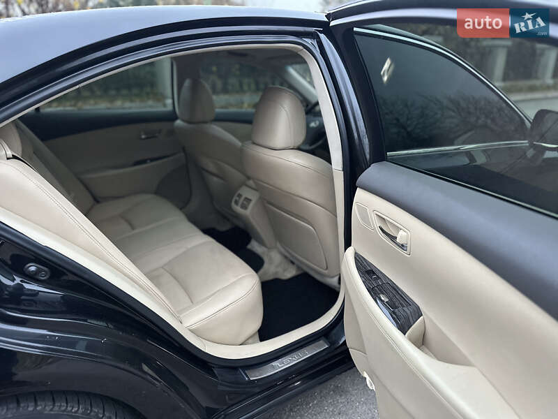 Седан Lexus ES 2007 в Умани