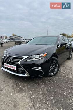 Седан Lexus ES 2015 в Белогородке
