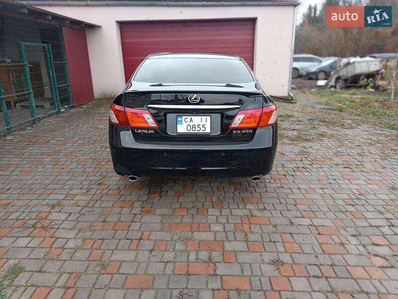 Седан Lexus ES 2007 в Умани
