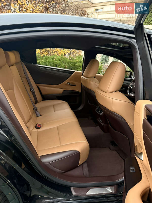 Седан Lexus ES 2020 в Одессе фото 26 Седан Lexus ES 2020 в Одессе