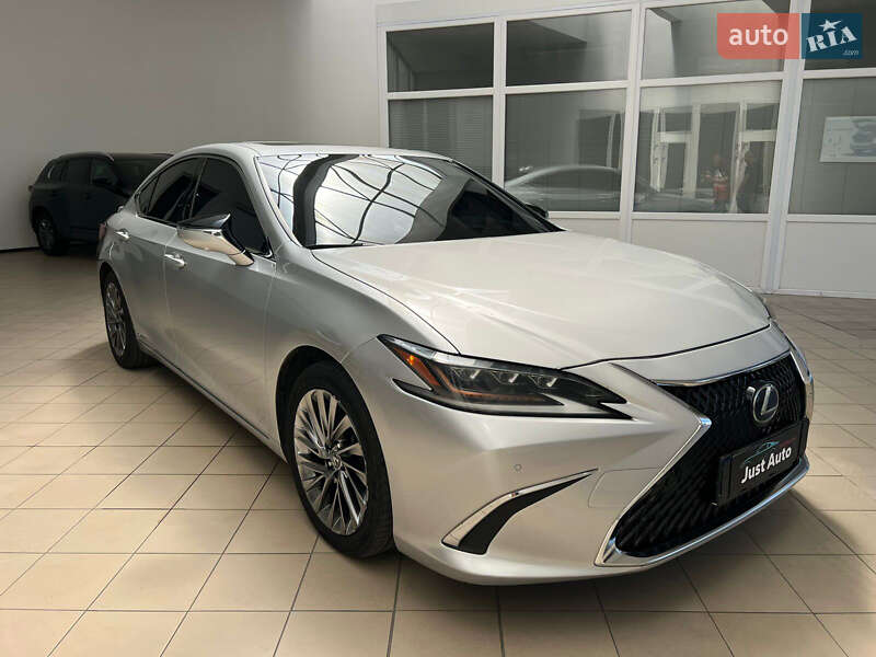 Седан Lexus ES 2019 в Миколаєві фото Седан Lexus ES 2019 в Миколаєві