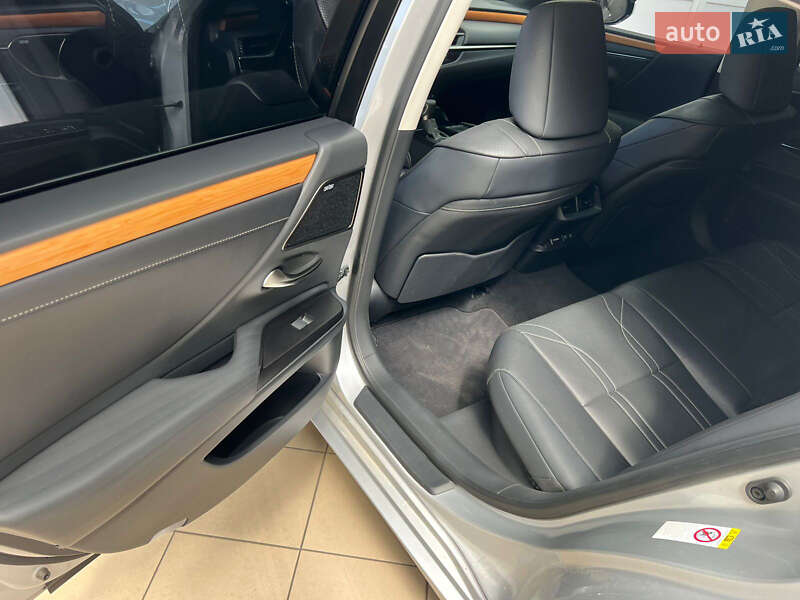 Седан Lexus ES 2019 в Миколаєві фото 14 Седан Lexus ES 2019 в Миколаєві
