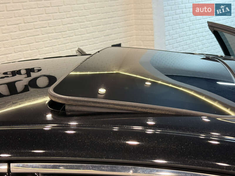 Седан Lexus ES 2016 в Одесі