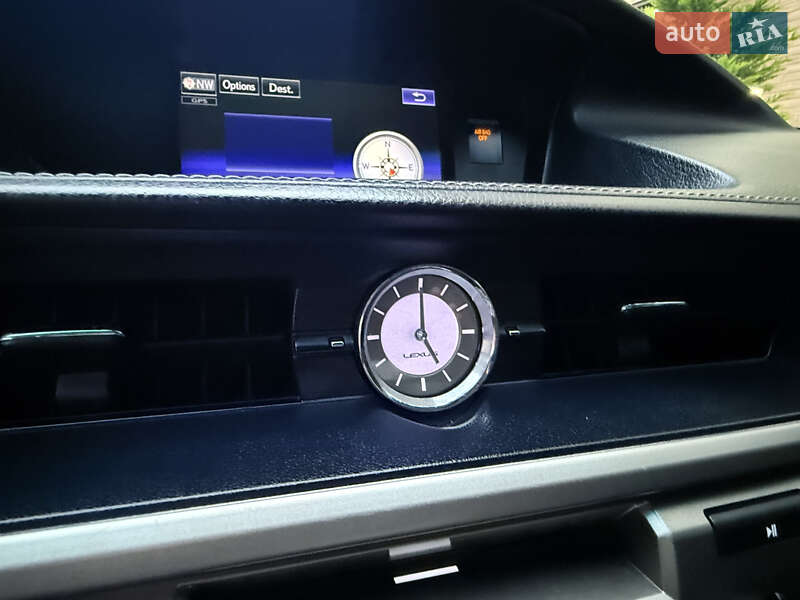 Седан Lexus ES 2016 в Одесі