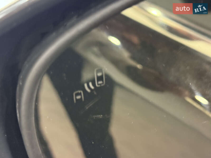 Седан Lexus ES 2016 в Одесі