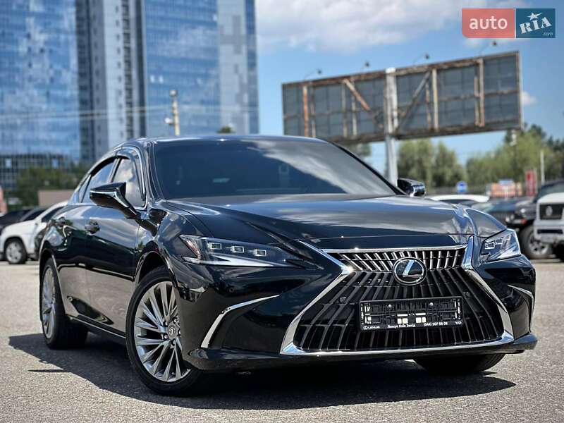 Седан Lexus ES 2024 в Киеве фото 12 Седан Lexus ES 2024 в Киеве
