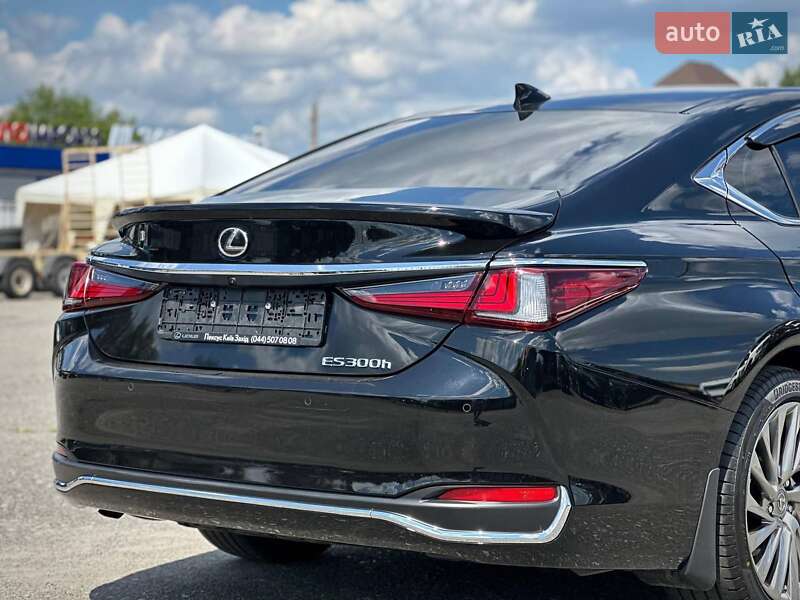 Седан Lexus ES 2024 в Киеве фото 25 Седан Lexus ES 2024 в Киеве