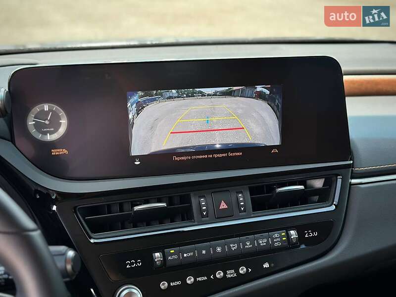 Седан Lexus ES 2024 в Киеве фото 52 Седан Lexus ES 2024 в Киеве
