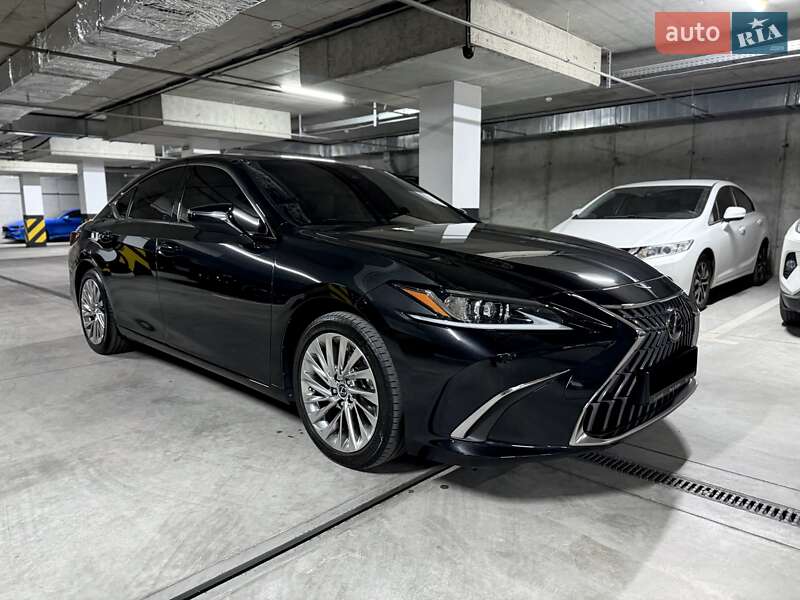 Седан Lexus ES 2022 в Днепре