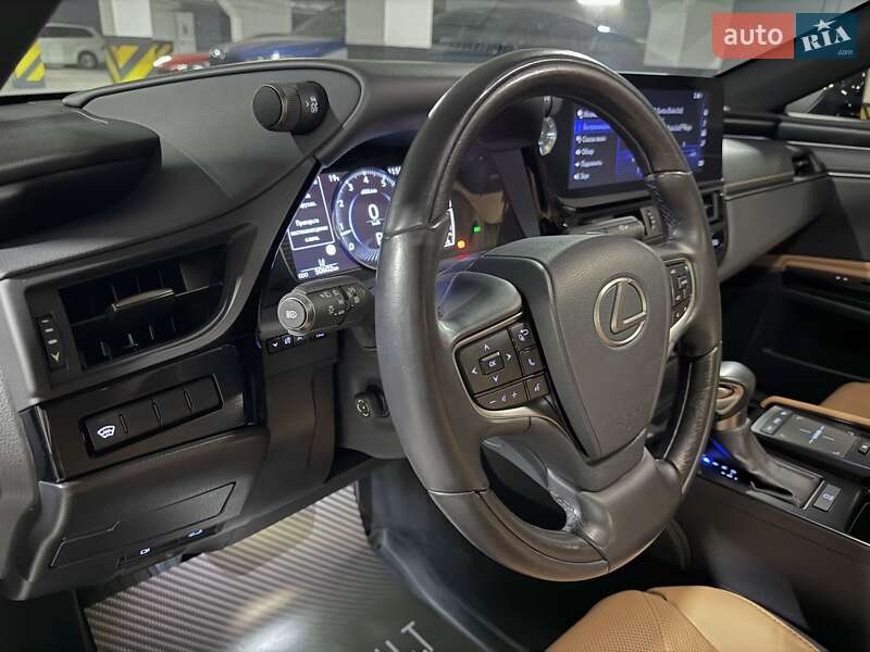 Седан Lexus ES 2022 в Днепре