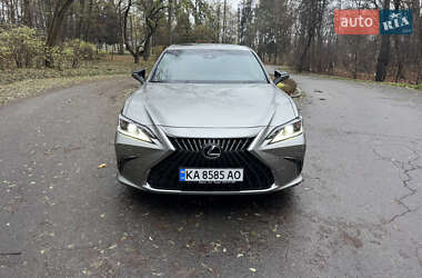 Седан Lexus ES 2022 в Києві