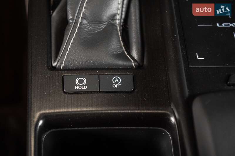 Седан Lexus ES 2019 в Одессе