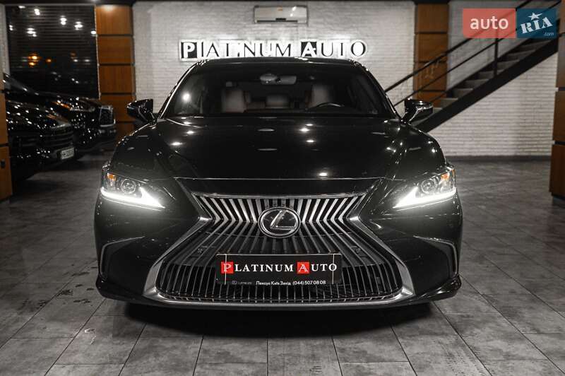 Седан Lexus ES 2019 в Одессе