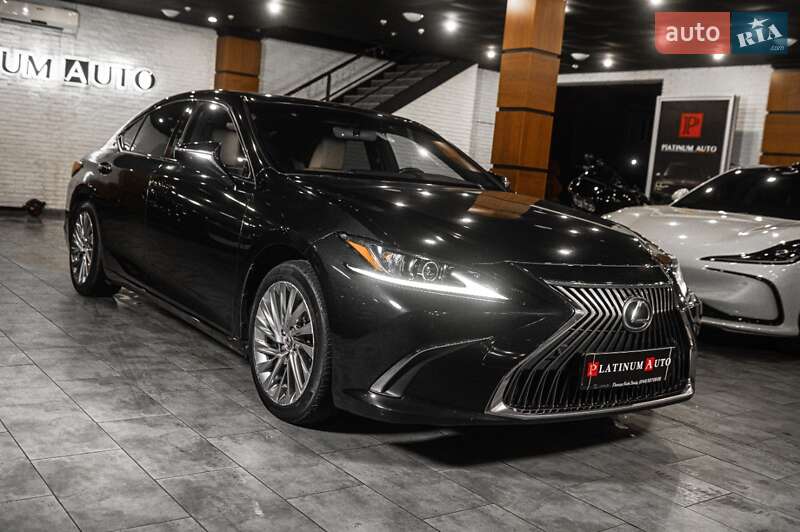 Седан Lexus ES 2019 в Одессе