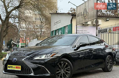 Седан Lexus ES 2021 в Николаеве