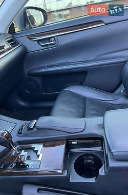 Седан Lexus ES 2013 в Києві фото 11 Седан Lexus ES 2013 в Києві