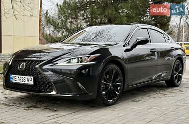 Седан Lexus ES 2023 в Дніпрі