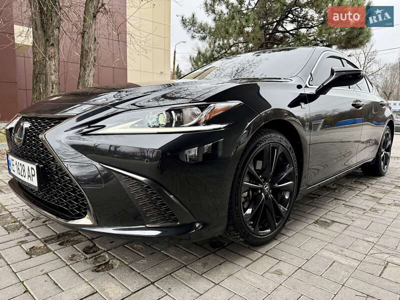 Седан Lexus ES 2023 в Днепре