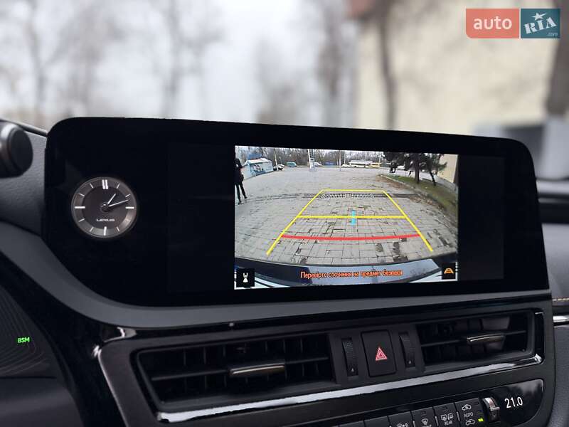 Седан Lexus ES 2023 в Днепре