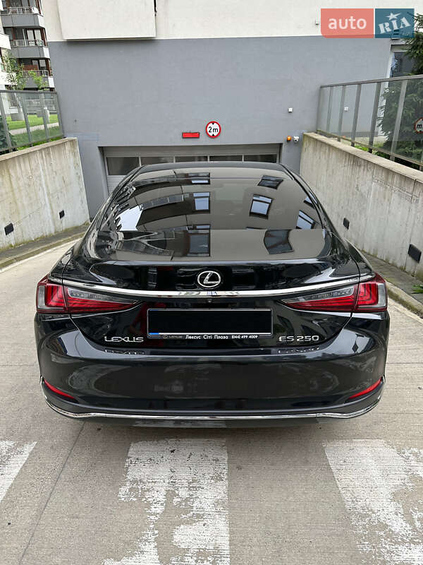 Седан Lexus ES 2018 в Луцьку фото 7 Седан Lexus ES 2018 в Луцьку