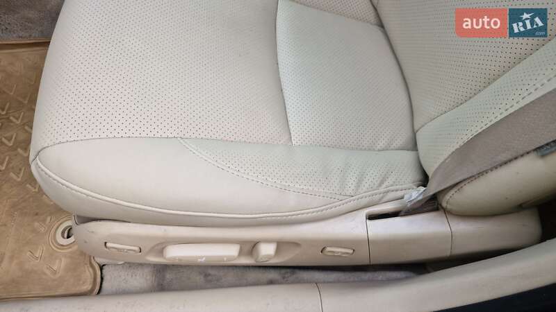 Седан Lexus ES 2008 в Киеве