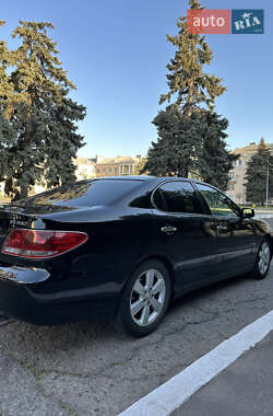 Седан Lexus ES 2004 в Черноморске