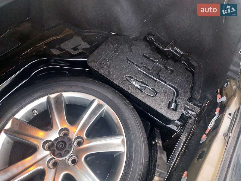 Седан Lexus ES 2008 в Виннице