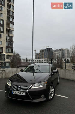 Седан Lexus ES 2013 в Києві