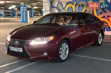 Седан Lexus ES 2014 в Києві