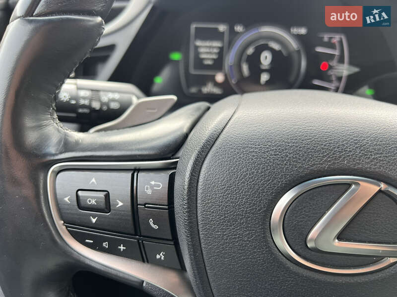 Седан Lexus ES 2024 в Ровно