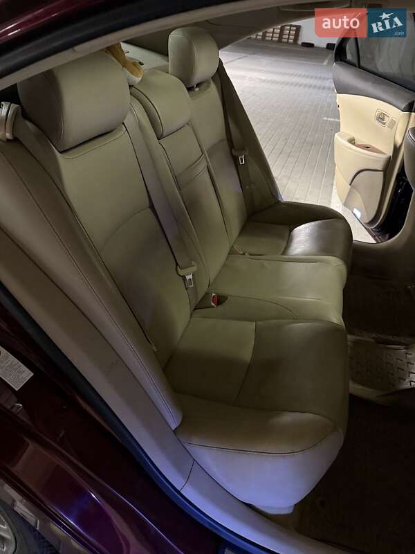 Седан Lexus ES 2008 в Києві