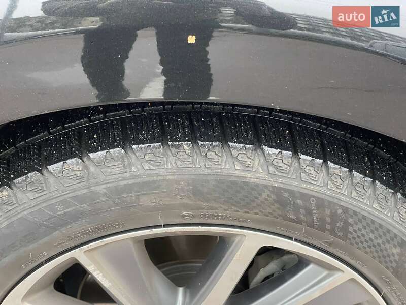 Седан Lexus ES 2016 в Киеве фото 15 Седан Lexus ES 2016 в Киеве