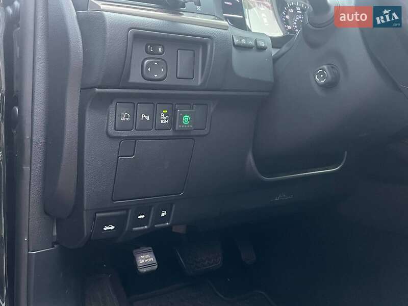 Седан Lexus ES 2016 в Киеве фото 21 Седан Lexus ES 2016 в Киеве