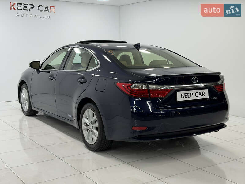 Седан Lexus ES 2015 в Одессе