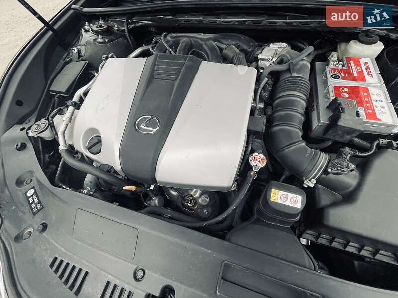 Седан Lexus ES 2019 в Ровно
