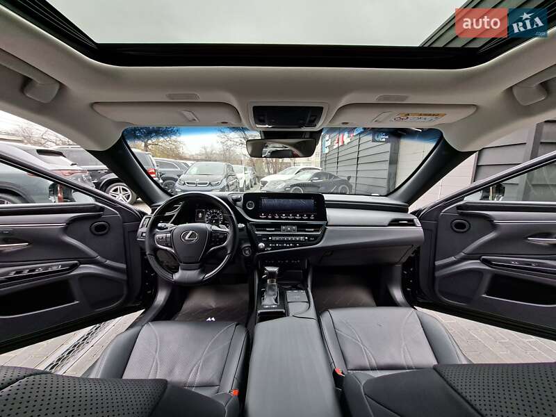 Седан Lexus ES 2022 в Одессе