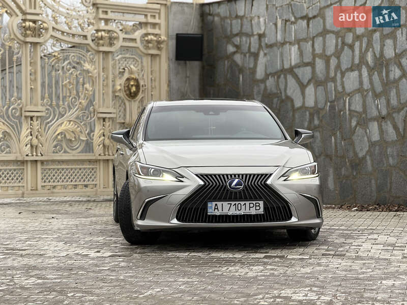 Седан Lexus ES 2020 в Киеве фото 2 Седан Lexus ES 2020 в Киеве