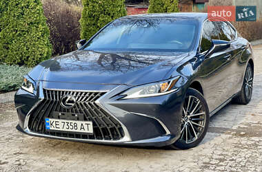 Седан Lexus ES 2022 в Кам'янському