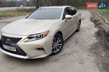 Седан Lexus ES 2015 в Узине