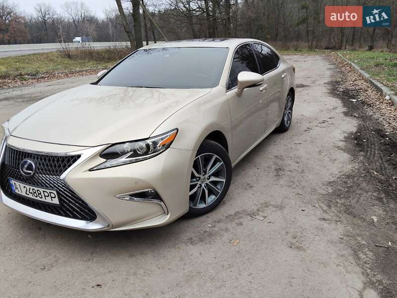 Lexus ES 2015